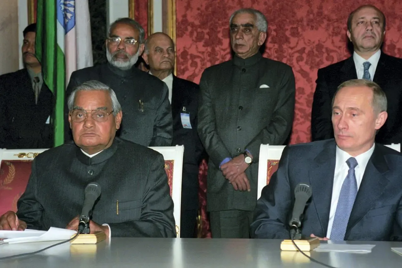 क्या 25 साल की दोस्ती बेमिसाल है? पुतिन और पीएम मोदी की पुरानी तस्वीर क्यों हो रही है वायरल?