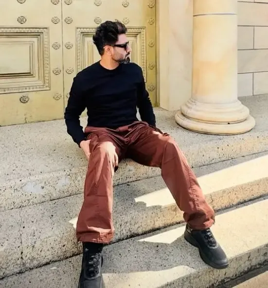 क्या 7 साल की उम्र से संगीत सीखकर मिथुन ने अपनी पहचान बनाई है?