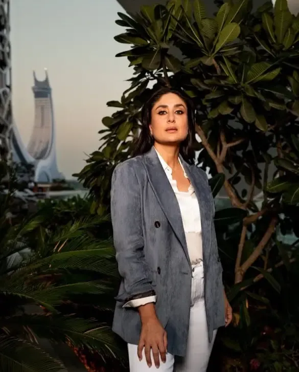 क्या करीना कपूर ने कतर में फॉर्मूला वन रेस में अपने नए लुक से फैंस का दिल जीता?