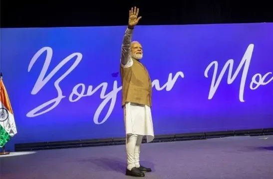Rahis Bharti and Dhoad ensemble win standing ovation at PM Modi's Paris welcome