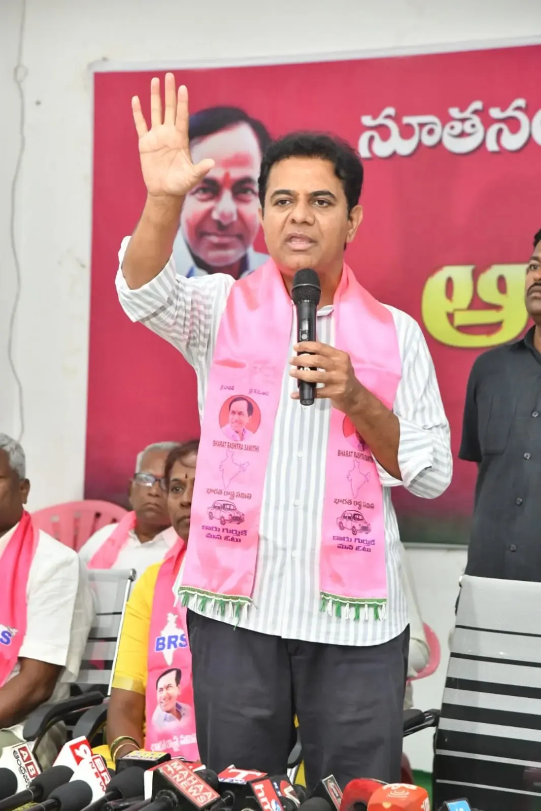 KTR Accuses Telangana CM of Introducing 'Rahul Bandhu' Scheme to Divert Farmer Funds