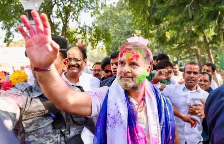 Rahul Gandhi Invites Unity and Joy During Holi Festivities at Congress HQ