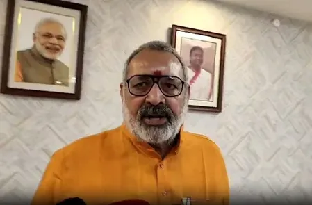 पेट्रोल ₹102.12, डीजल ₹95.20 प्रति लीटर: 10 दिनों में चौथी बार बढ़े दाम, दिल्ली में मध्यम वर्ग परेशान