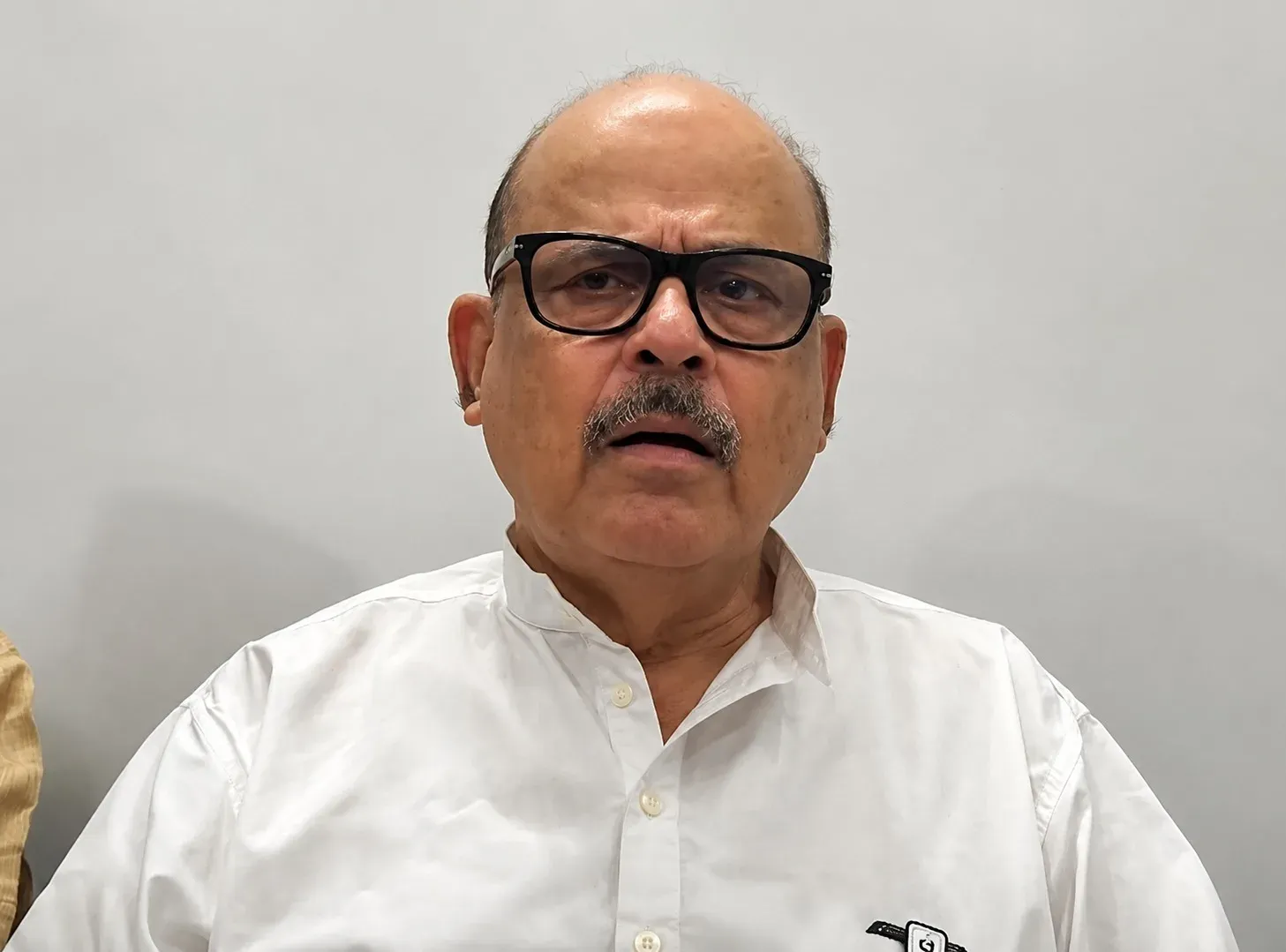 राहुल गांधी पर उत्तराखंड एफआईआर: तारिक अनवर बोले — 'न नेता डरेंगे, न कांग्रेस'