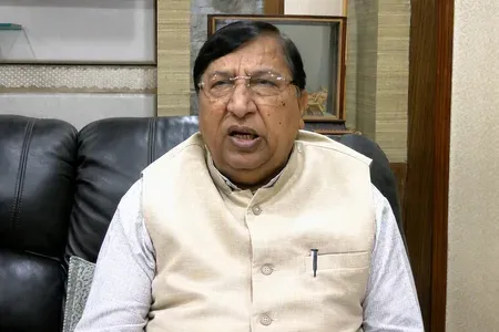राहुल गांधी का आचरण लोकतांत्रिक परंपराओं के अनुरूप नहीं, पुलिसकर्मियों पर हमला दुर्भाग्यपूर्ण: नरेश बंसल