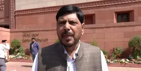 राहुल गांधी का आरोप झूठा, संसद में सभी को है बोलने का अधिकार : रामदास आठवले