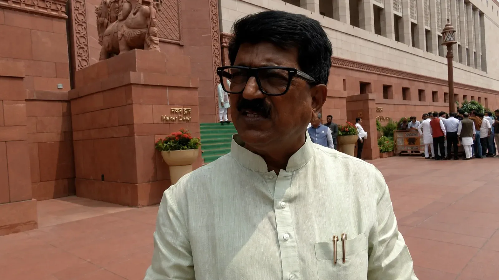 राहुल गांधी के बयान पर लोकसभा में हंगामा, दिल्ली पुलिस कार्रवाई पर विपक्ष ने घेरा गृह मंत्रालय