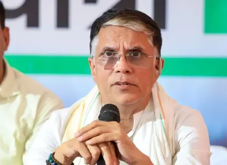 राहुल गांधी के खिलाफ टिप्पणी को लेकर भड़के कांग्रेस प्रवक्ता पवन खेड़ा, कार्रवाई की मांग