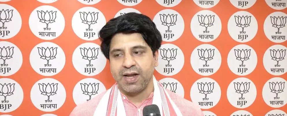 रामचंद्र गुहा के बाद BJP का वार: 'राहुल गांधी को अपनी पार्टी ने ही नकारा, कर्नाटक में CM बदलने से कुछ नहीं बदलेगा'