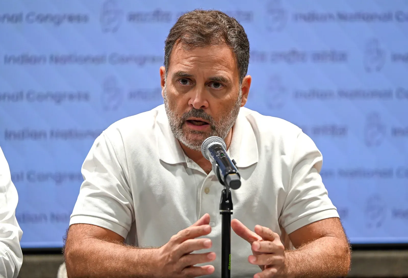राहुल गांधी ने हेमंत सोरेन को लिखा पत्र: झारखंड छात्र आंदोलन खत्म कराने के लिए व्यक्तिगत मुलाकात का आग्रह