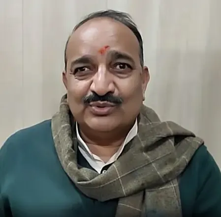 राजनीतिक रूप से गरीब और बेरोजगार हैं राहुल गांधी: दिनेश प्रताप सिंह 