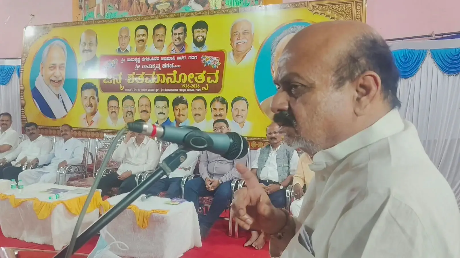 Rahul Gandhi using SIR protest to hide Congress failures: Bommai