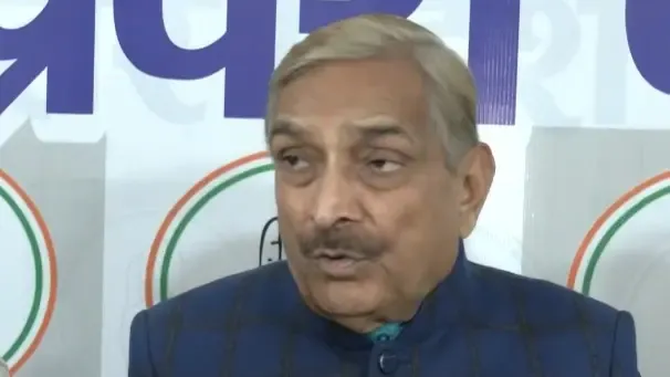 क्या राहुल-खड़गे को डिनर पार्टी में नहीं बुलाना भाजपा की हीन भावना है?