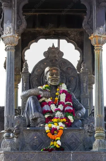 रायगड किला: छत्रपति शिवाजी महाराज की वीरता और इतिहास का प्रतीक
