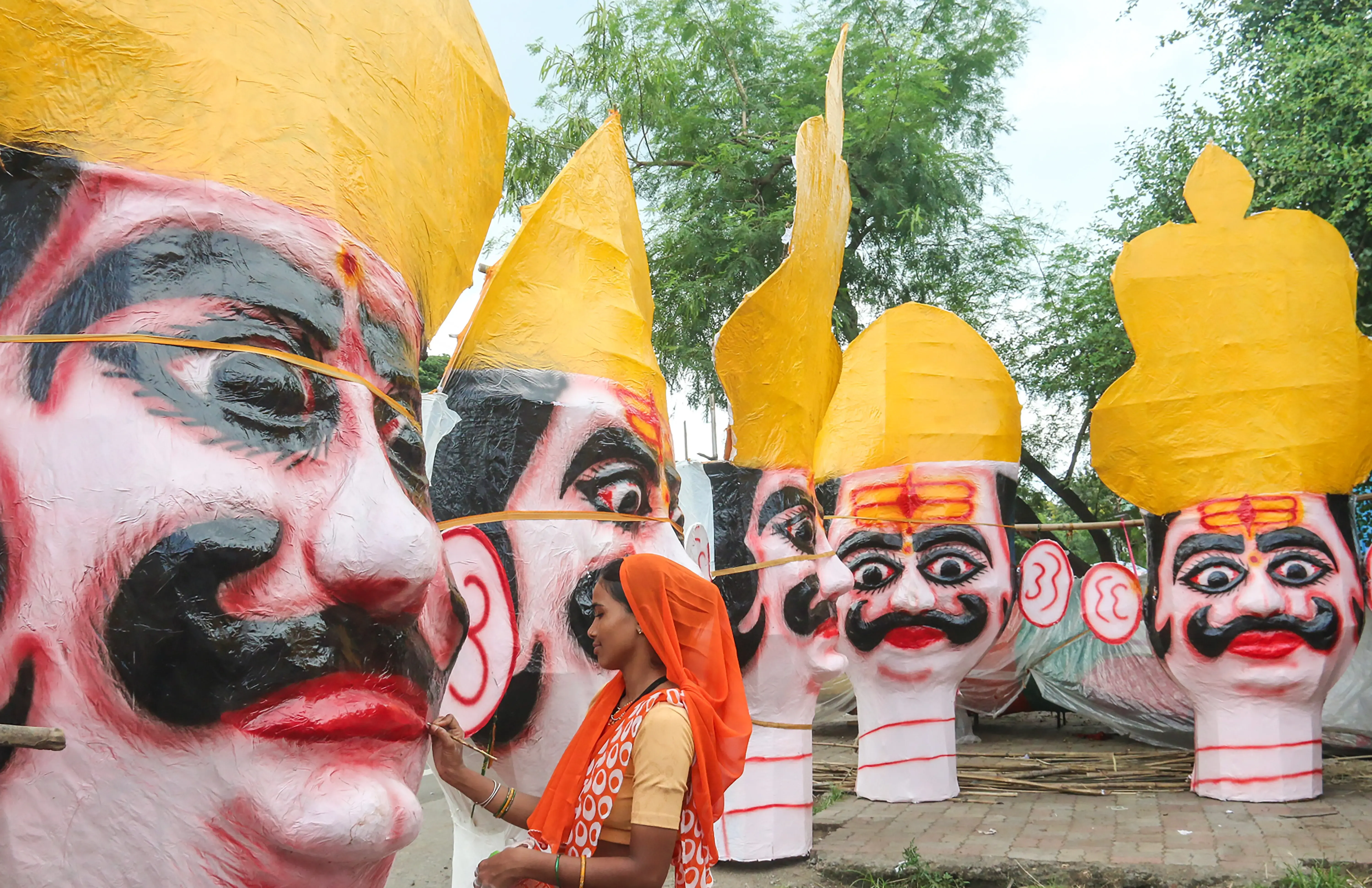 Will Rain Clouds Disrupt Dussehra Festivities in Central India?