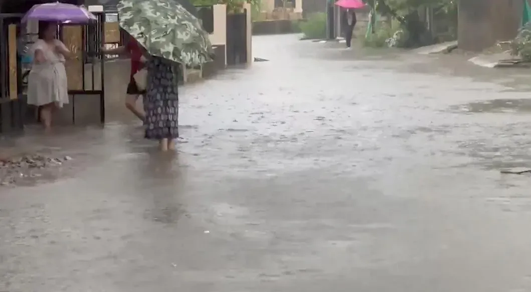 Gujarat monsoon 2025: Saurashtra leads rainfall, Ahmedabad reports zero complaints