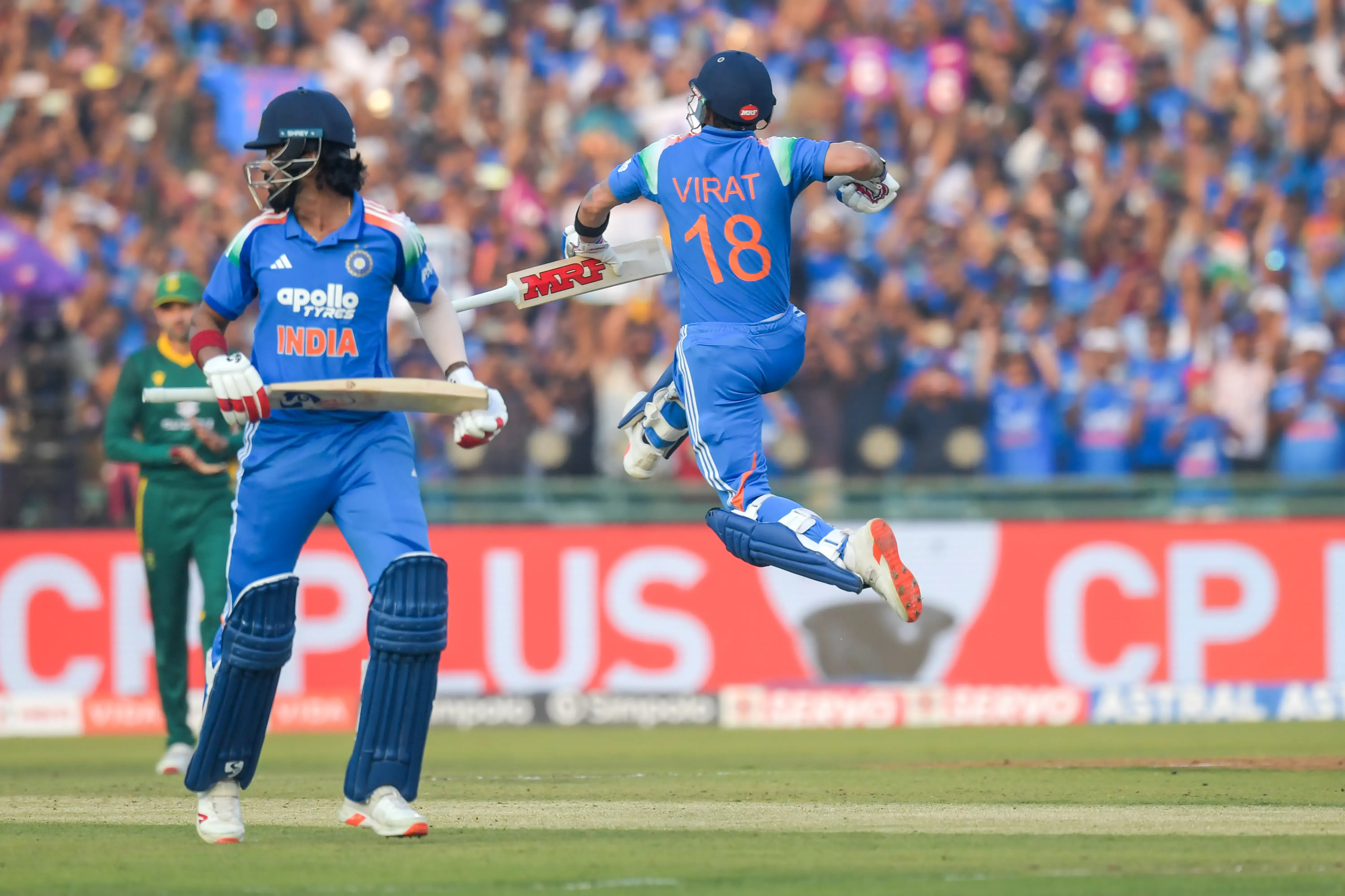 क्या रायपुर वनडे में टीम इंडिया ने साउथ अफ्रीका को 359 रनों का टारगेट दिया?