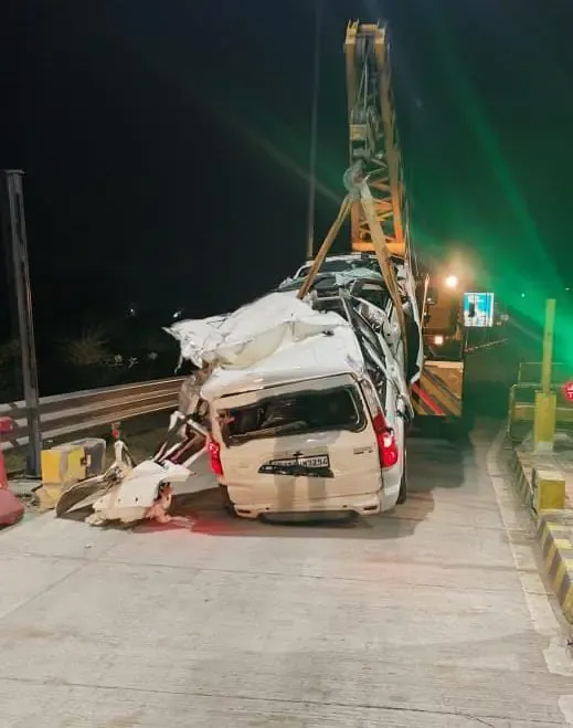 क्या अलवर के लक्ष्मणगढ़ में दिल्ली-मुंबई एक्सप्रेसवे पर हुआ भीषण सड़क हादसा?