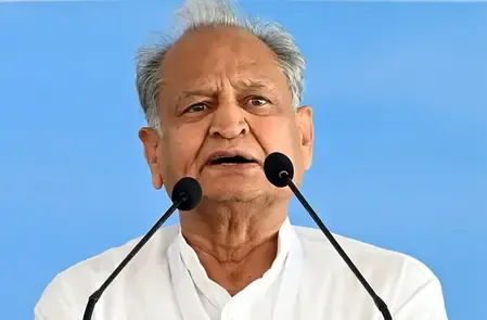 Why is Ashok Gehlot Urging Union Minister Shekhawat to Withdraw Defamation Case?
