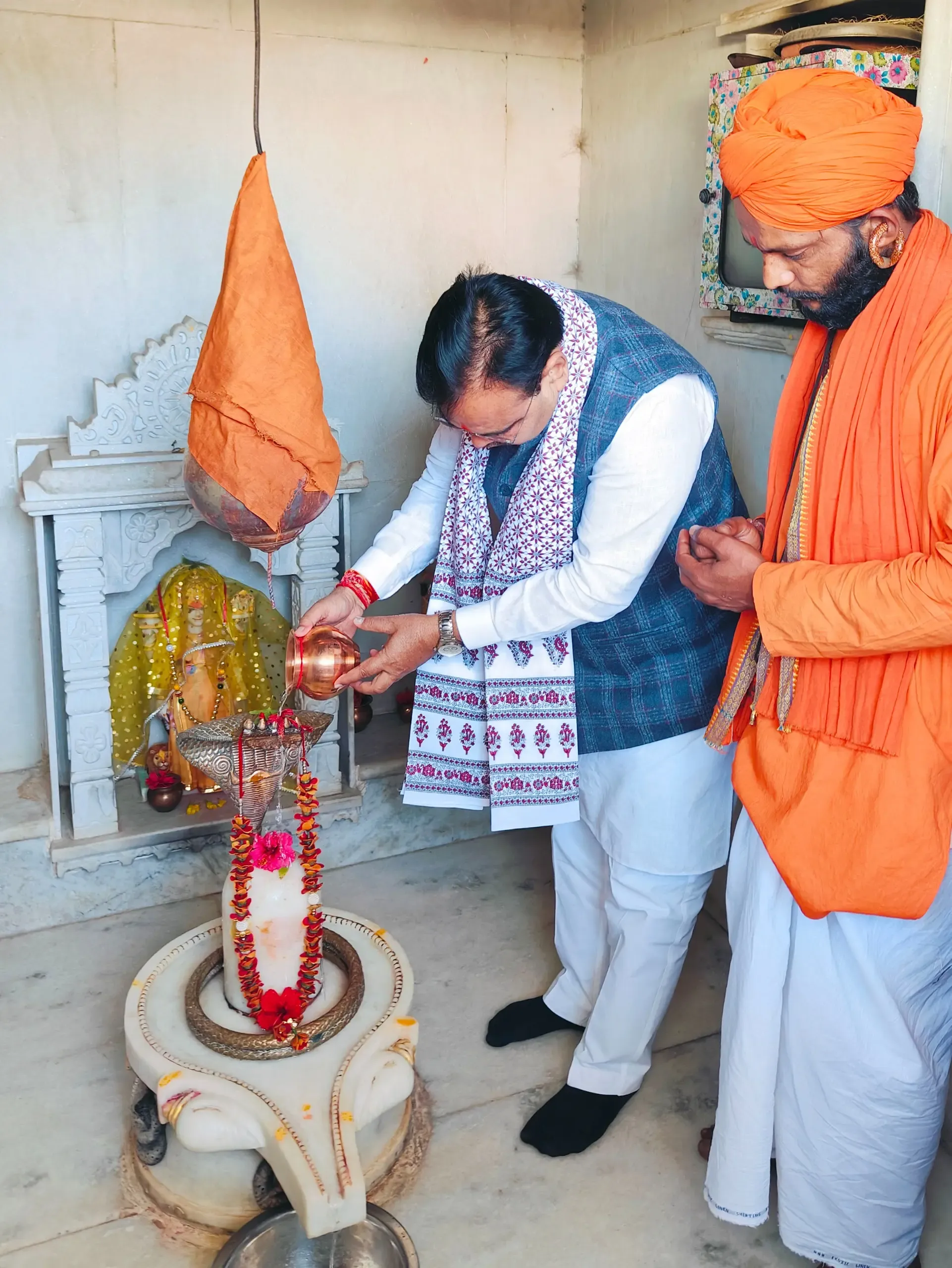 Rajasthan Chief Minister Attends Prana Pratishtha Ceremony at Sri Dudeshwar Mahadev Temple