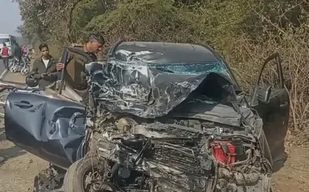 क्या राजस्थान के झालावाड़ में ट्रक और कार के बीच हादसे में हेडमास्टर की मौत हुई?