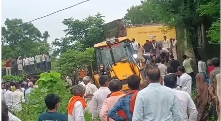 राजस्थान: झालावाड़ में सरकारी स्कूल की छत गिरने से 3 बच्चों की मौत, 10 से ज्यादा बच्चे घायल