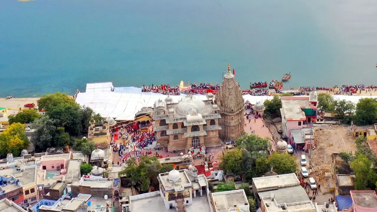 चंबल नदी मोड़ देता है यह मंदिर! बूंदी में विक्रम संवत 1698 में बना केशव राय जी का भव्य धाम