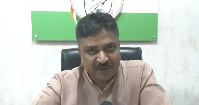 राजस्थान: कांग्रेस नेता टीकाराम जूली का BJP पर पार्षदों को 'बंधक' बनाने का गंभीर आरोप