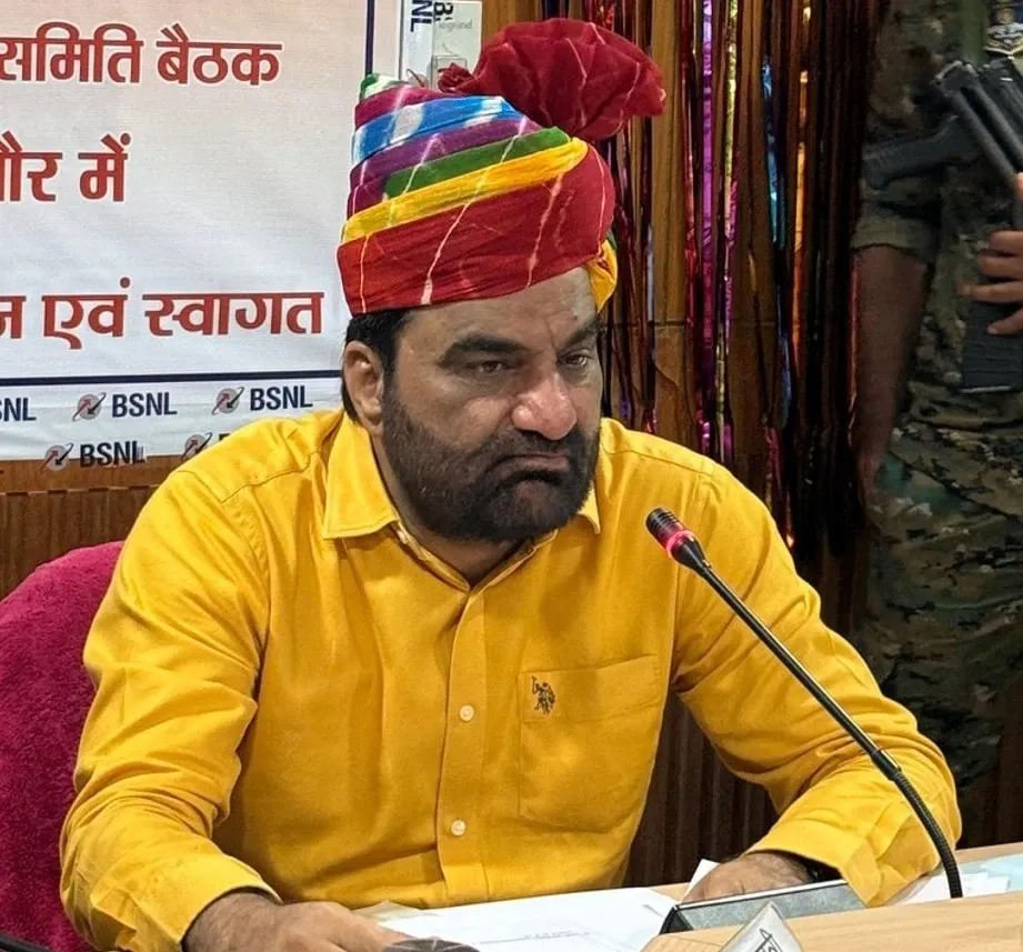 Why is MP Hanuman Beniwal Criticizing BJP Over Gravel Mafia?