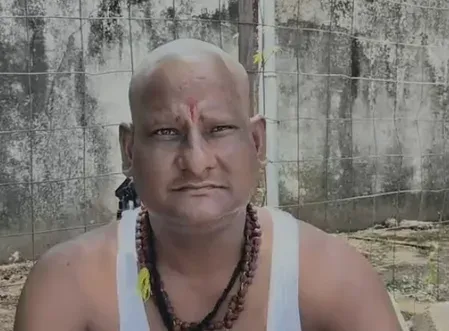 राजसमंद में बकाया वेतन के लिए अनोखा विरोध: भाई ने मुंडवाया सिर, ₹1.56 लाख 6 साल से लंबित
