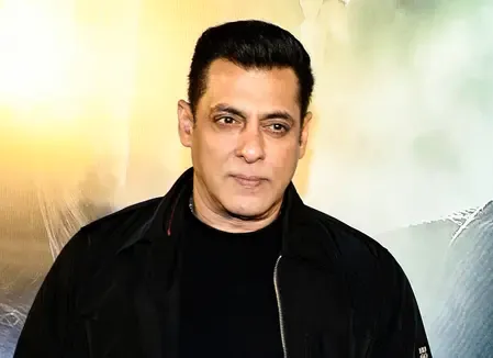 Has Rajasthan's panel halted the arrest warrant against Salman Khan in the pan masala controversy?