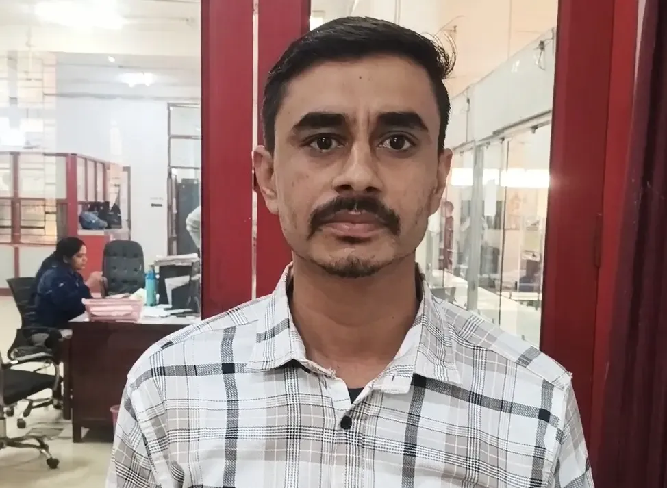 Why Are Rajasthan Students Choosing Speed Post Over Courier Services?