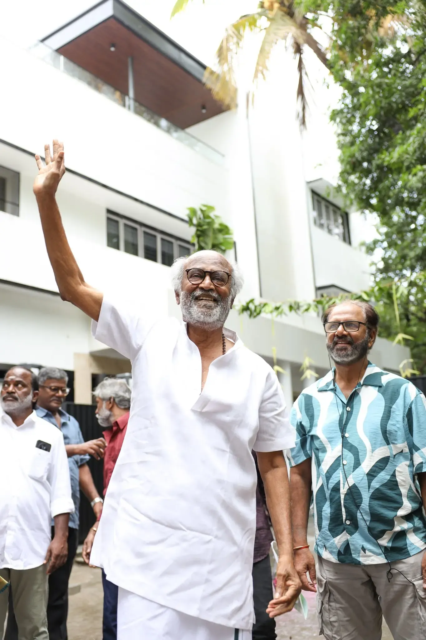 Did Rajinikanth Surprise His Fans on Deepavali with 'Jailer 2' BTS?