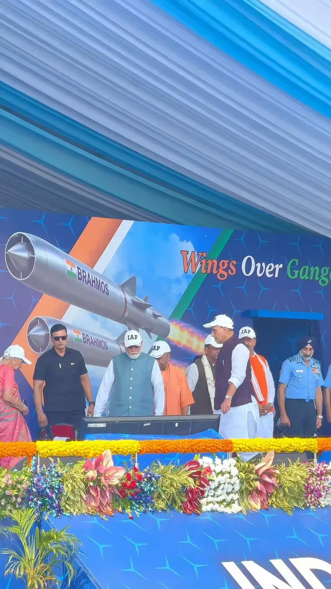 Rajnath Singh hails IAF aerial display in Varanasi
