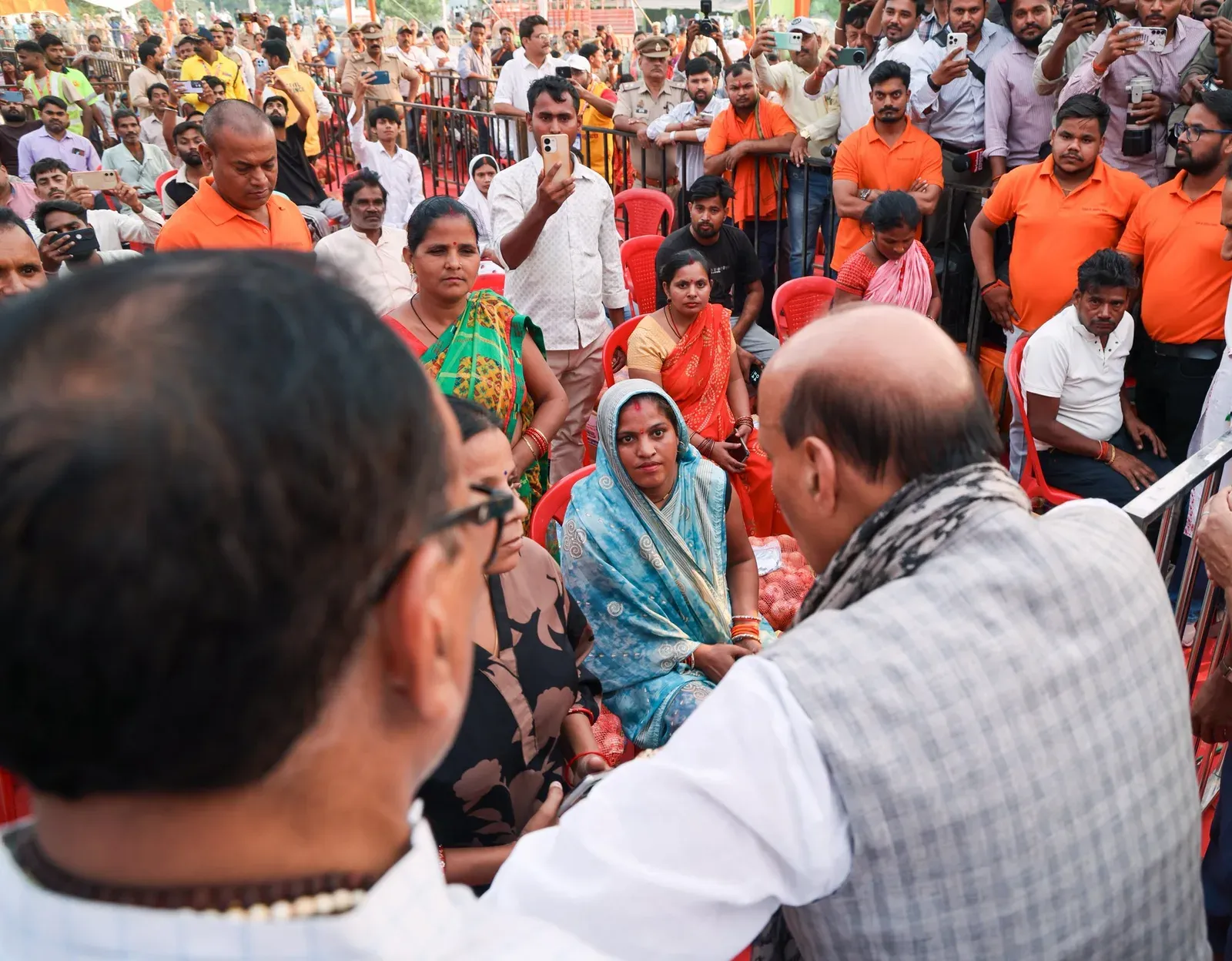 Rajnath Singh visits flood-hit Faizullaganj, 10,000 relief packets dispatched