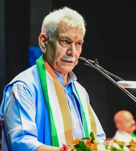 राजौरी में उपराज्यपाल मनोज सिन्हा की पदयात्रा, नशामुक्त जम्मू-कश्मीर के लिए किया आह्वान