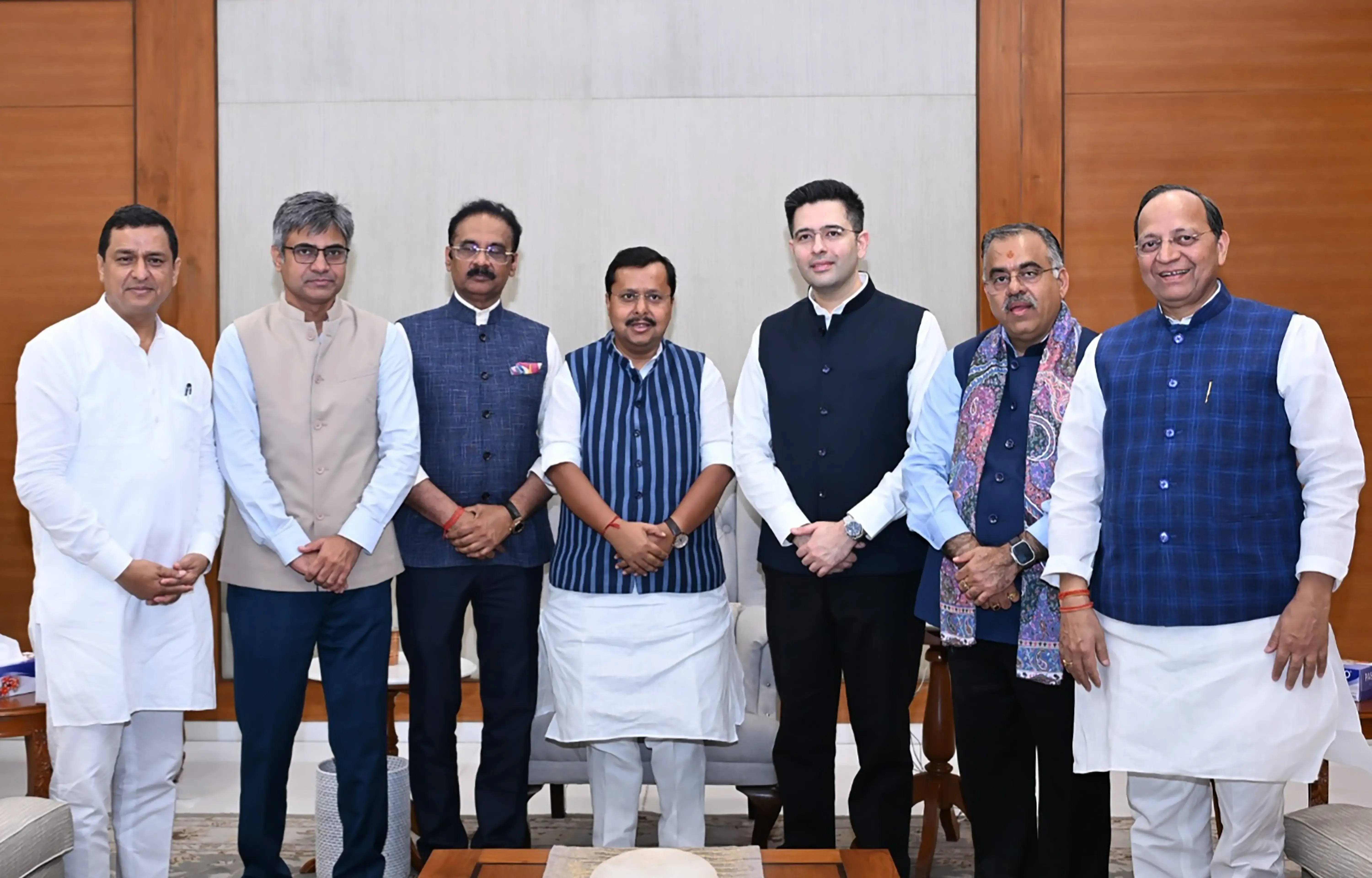 राज्यसभा में बड़ा बदलाव: 'आप' के 7 पूर्व सांसद आधिकारिक रूप से भाजपा में शामिल, BJP की संख्या 113 पहुंची