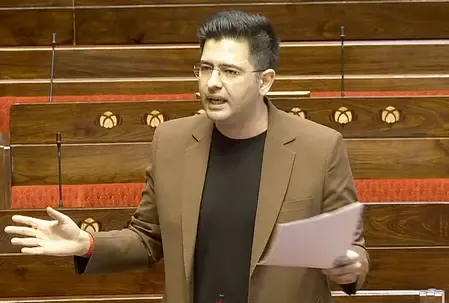 राज्यसभा में मोबाइल डेटा प्लान्स का विषय, राघव चड्ढा ने कहा- कंपनियां कर रही हैं अनयूज्ड डेटा की लूट