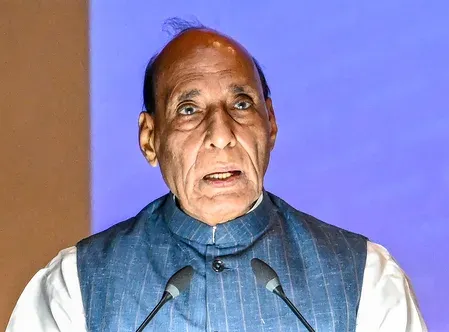 रक्षा भूमि पर 250 मेगावाट सौर ऊर्जा पार्क: राजनाथ सिंह ने दी मंजूरी, सीतापुर में बनेगा पहला बड़ा प्रोजेक्ट