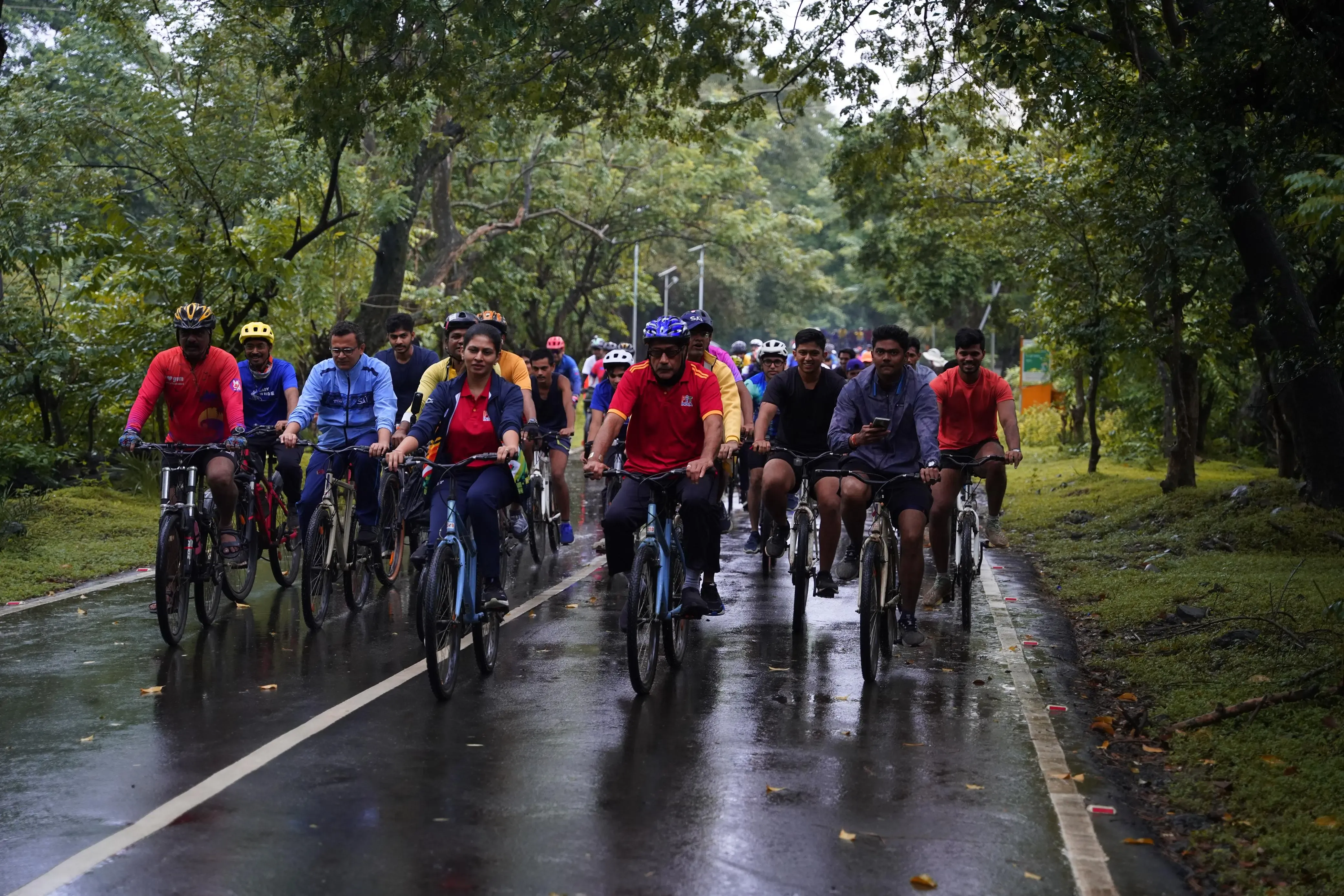 How Did Raksha Khadse and Jackie Shroff Inspire Citizens at Sundays on Cycle in Mumbai?
