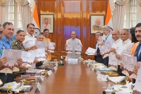 क्या रक्षा मंत्री ने ‘डिफेंस प्रोक्योरमेंट मैनुअल’ जारी किया है? नई खरीद प्रक्रिया 1 नवंबर से लागू होगी