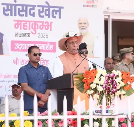 रक्षा मंत्री राजनाथ ने लखनऊ में ‘सांसद खेल महाकुंभ का किया आगाज़,बोले-खेल ही नए भारत की ताकत