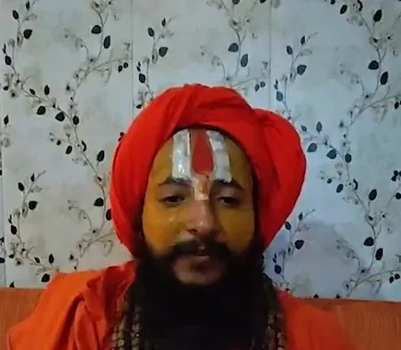 राम मंदिर चढ़ावा विवाद: नृपेंद्र मिश्र के समर्थन में अयोध्या के संत, बोले-सिस्टम में सुधार जरूरी