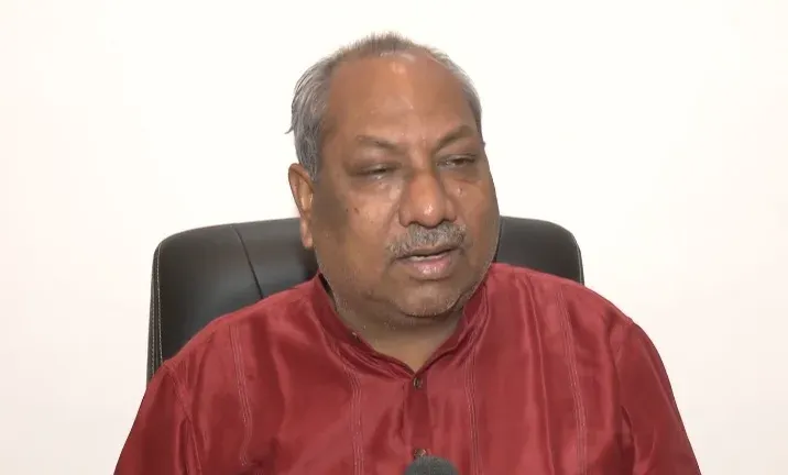 राम मंदिर चढ़ावा चोरी: सपा पोस्टर पर मंत्री संजय निषाद का पलटवार, बोले — 'संतों को घसीटना बंद करो'