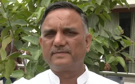 राम मंदिर दान मामले में सपा प्रवक्ता उदयवीर सिंह ने सरकार को घेरा, ट्रस्ट भंग करने की उठाई मांग