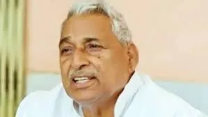 क्या राम मंदिर ध्वजारोहण कार्यक्रम में शंकराचार्य की बातों को अनसुना किया गया?