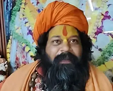 राम मंदिर में ध्वजारोहण के लिए पीएम मोदी को धन्यवाद: महंत राजू दास