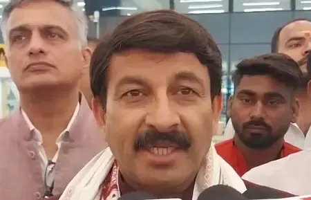 Manoj Tiwari Calls Fuel Duty Cuts a 'Ram Navami Gift'