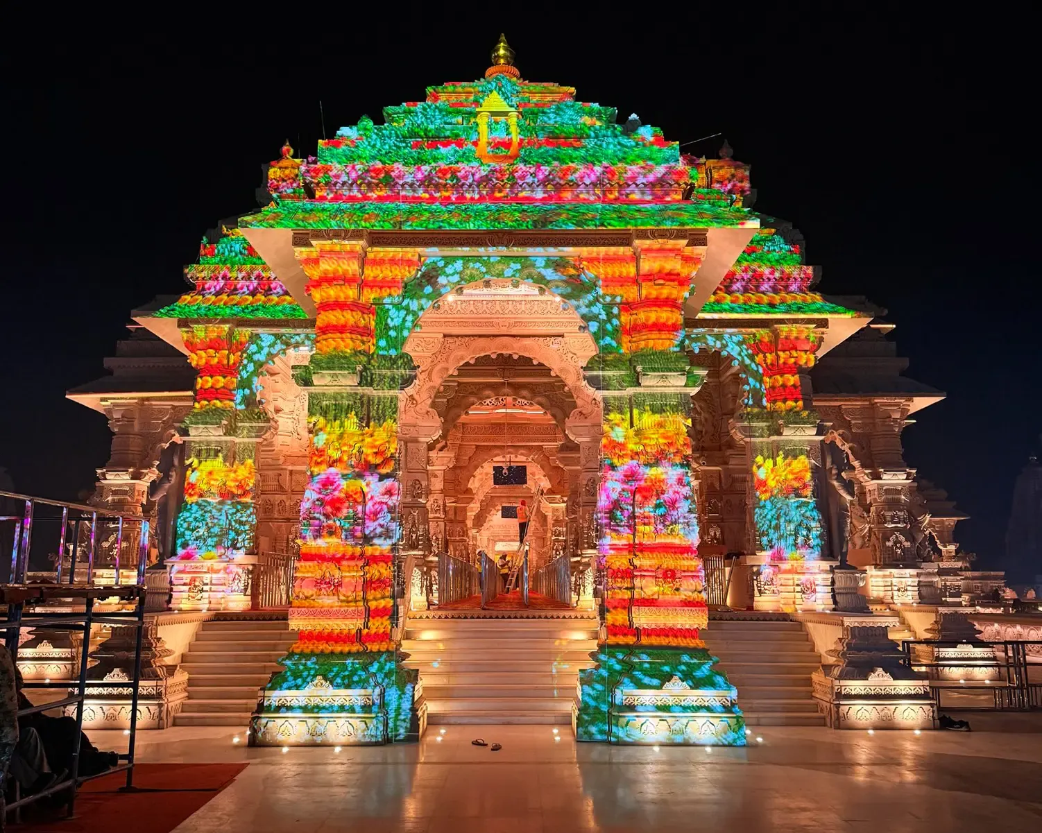 How Does the Ram Temple 'dhwaj' Represent Sacrifice and Dedication?