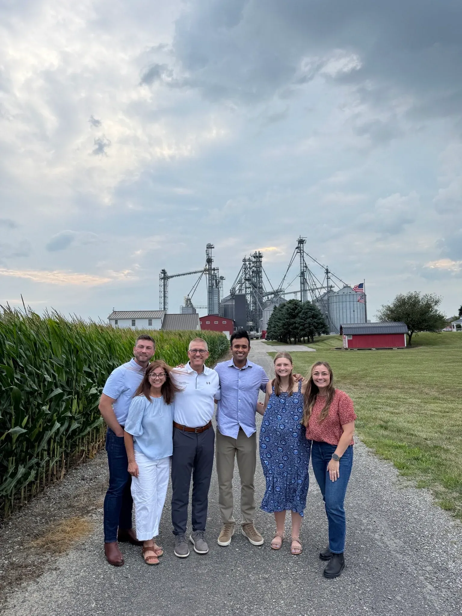 Ramaswamy Visits Fifth-Gen Hord Farm, Links Agriculture to Growth